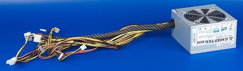 Провода и разъемы блока питания Chieftec CTB-650S