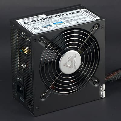 Внешний вид блока питания Chieftec CTG-750C