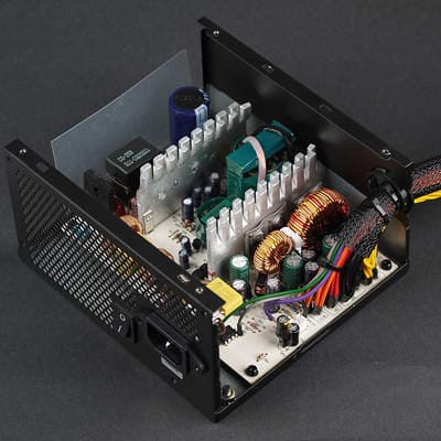 Вид платы блока питания Chieftec ELP-600S