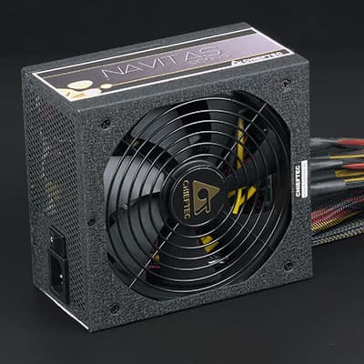 Внешний вид блока питания Chieftec Navitas 650W (GPM-650C)