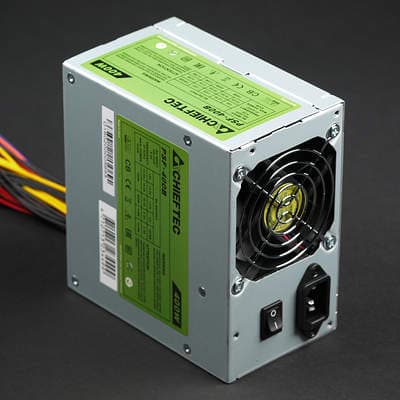 Внешний вид блока питания Chieftec PSF-400B