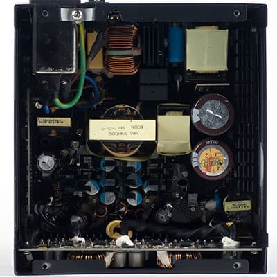 Вид платы блока питания Corsair AX750 (CMPSU-750AX)