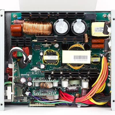 Вид платы блока питания Enermax Platimax 850W (EPM850EWT)