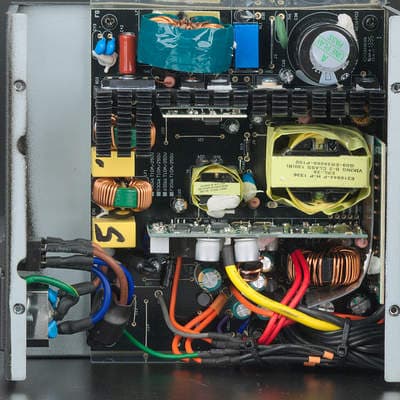 Вид платы блока питания Enermax Revolution X’t 530W (ERX530AWT)