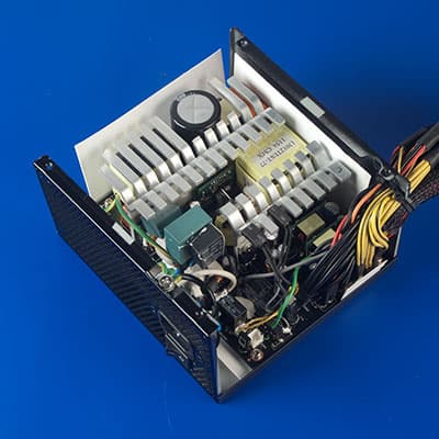 Вид платы блока питания Enhance ATX-0855 (550W, 80Plus Platinum)