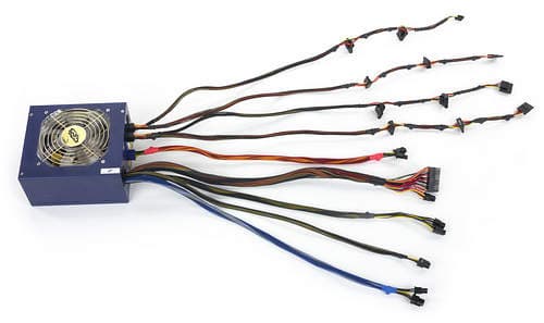 Провода и разъемы блока питания FSP Everest 85 Plus 600