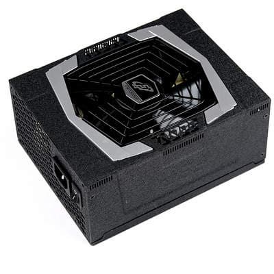 Внешний вид блока питания FSP Aurum PT 850 (PT850FM)