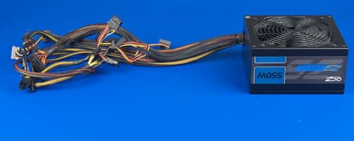Провода и разъемы блока питания OCZ ZS550