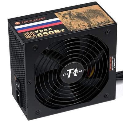 Внешний вид блока питания Thermaltake Урал 650 Вт