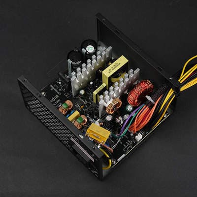 Вид платы блока питания Zalman ZM500-LE