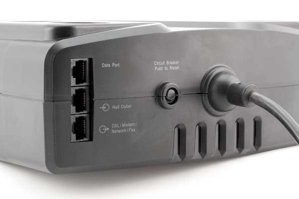 Источник бесперебойного питания APC Back-UPS 700VA (BE700G-RS)