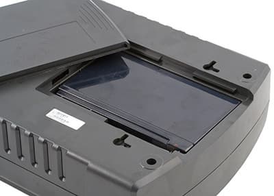 батарейный отсек APC Back-UPS ES 700