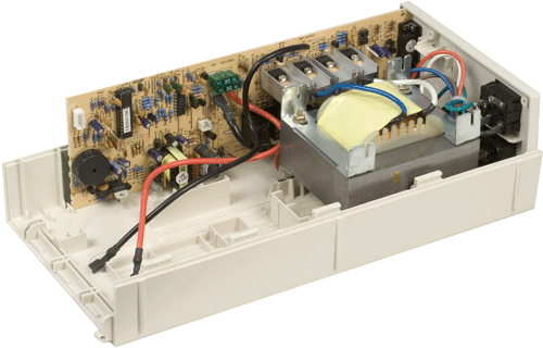 внутреннее устройство ИБП Lighthouse Base 800