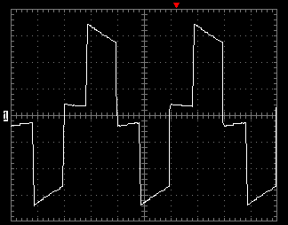 форма сигнала ИБП Mobilen SP 600C без нагрузки