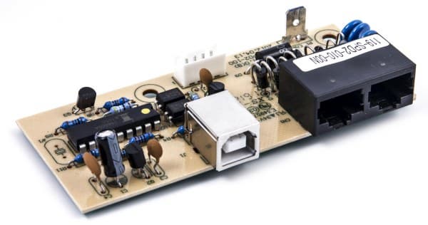 внутреннее устройство ИБП PowerCom SPD-650U