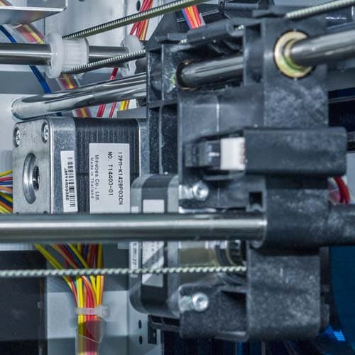 Шаговый двигатель