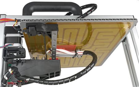 Платформа: нагреватель и термодатчик