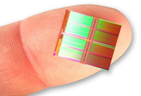 У Intel и Micron готов первый в мире чип NAND плотностью 128 Гбит