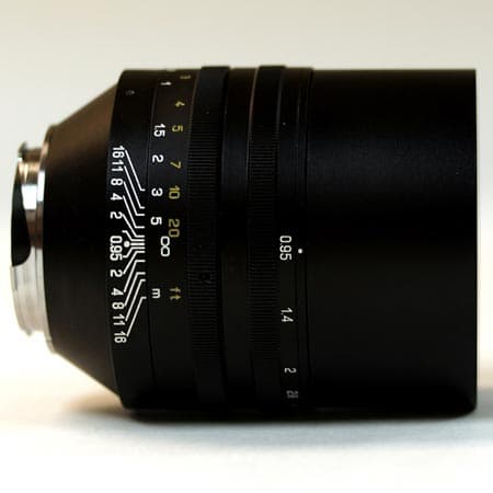Объектив SLR Magic HyperPrime CINE 50mm T0.95 рассчитан на камеры с байонетами M-mount, E-mount и Micro Four Thirds