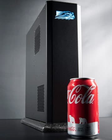 Falcon Northwest Tiki — игровой ПК в корпусе размерами 33 х 33 х 10 см