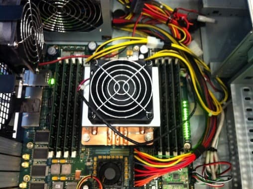 «Прототип» смартфона Intel на 48-ядерном процессоре