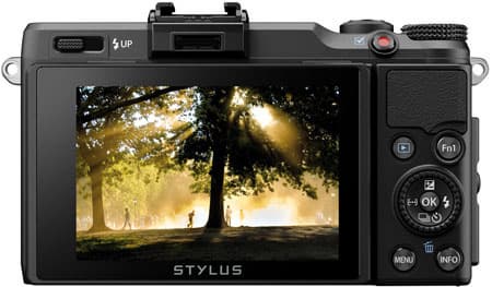 Компактная камера Olympus STYLUS XZ-2 оценена в $600