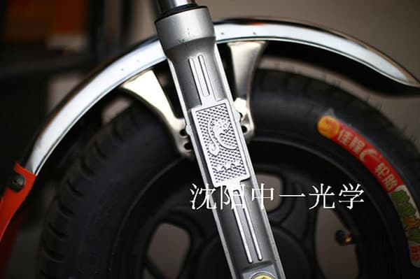 Оптическая схема объектива Mitakon Speedmaster 85mm F/1,2 включает девять элементов в шести группах