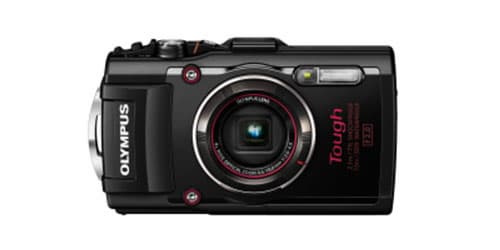 Внешне камера Olympus TG-4 очень похожа на свою предшественницу