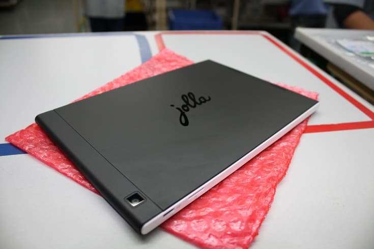 Первые планшеты Jolla нашли своих владельцев