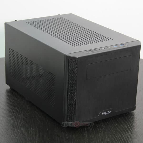 Корпус Fractal Design Core 500 рассчитан на платы типоразмера mini-ITX