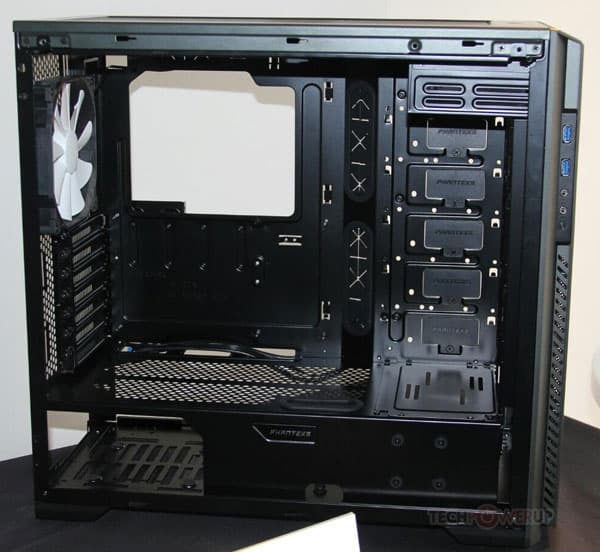 Внешне и компоновке этот категории Phanteks Enthoo Pro напоминает модель Enthoo Evolv ATX