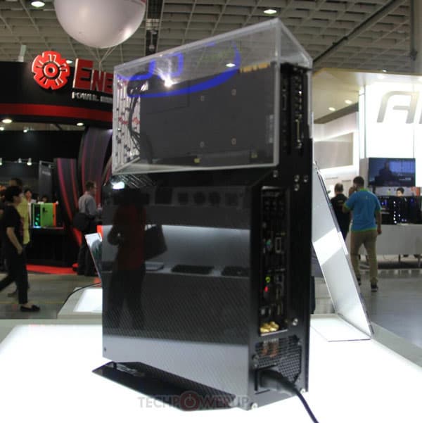 Компьютерный корпус DeepCool GamerStorm Nephrite рассчитан на системную плату типоразмера mini-ITX 