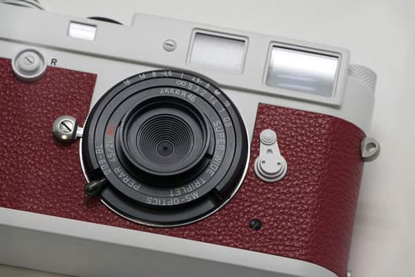 Объектив MS-Optical Perar 21mm f/4.5 MC Super Wide Triplet оснащен креплением Leica M, но с помощью переходника его можно использовать с камерами Sony E