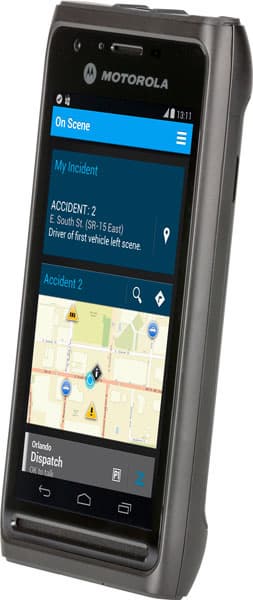 В оснащение Motorola Solutions LEX L10 входит тангента и два громкоговорителя мощностью по 1 Вт