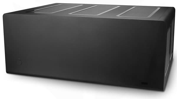 Корпус Streacom F12C выпускается в черном и серебристом вариантах