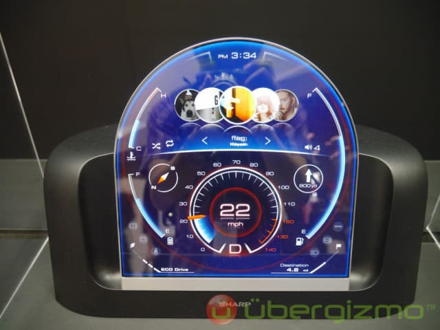 Sharp показала новые виды дисплеев Free Form Display