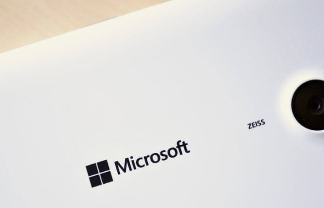 Самый защищенный смартфон Surface Phone и Windows 10 Redstone 2 ожидаются в апреле 2017