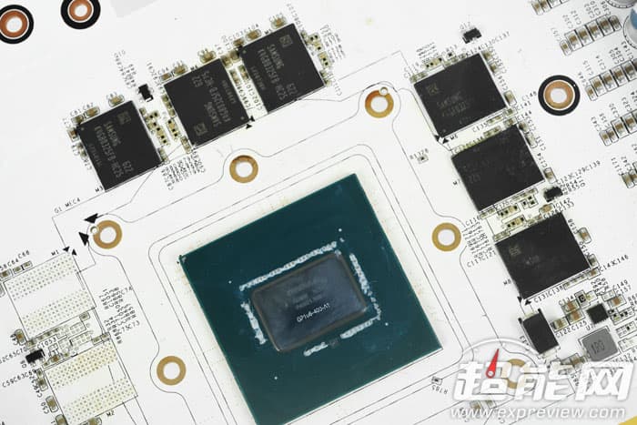 На плате Galaxy GTX 1060 HOF установлено два разъема дополнительного питания