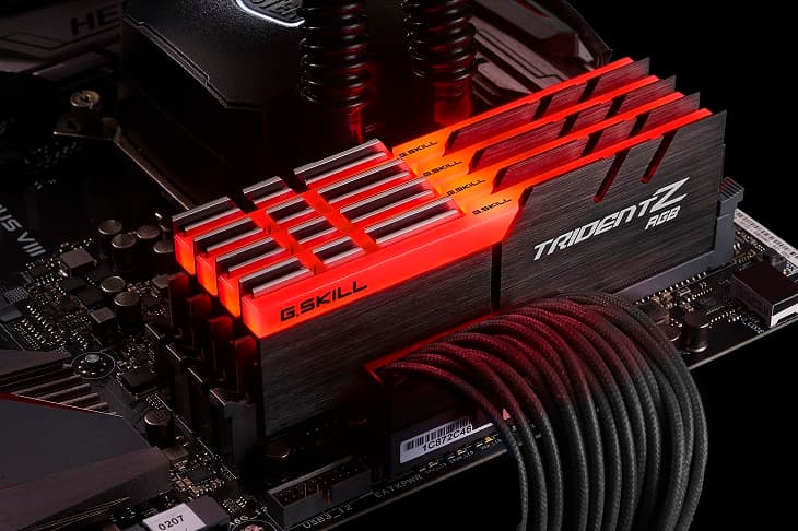 Планки G.Skill Trident Z RGB не требуют дополнительного питания