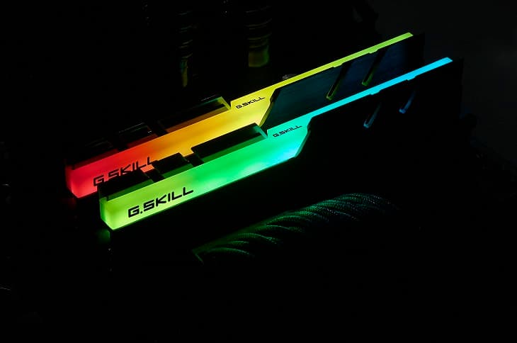Планки G.Skill Trident Z RGB не требуют дополнительного питания