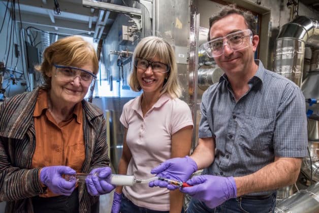 В парах электронных сигарет выявлены канцерогенные вещества