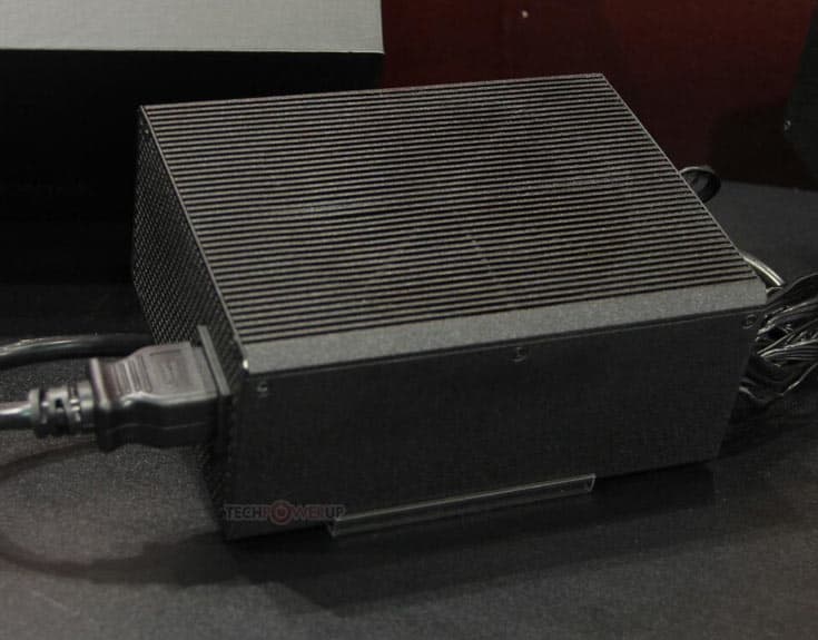 Блок питания Rosewill Tokamak мощностью 1500 Вт имеет сертификат 80 Plus Titanium