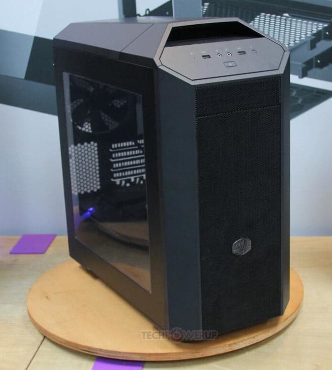 В корпусе Cooler Master MasterCase 3 помещаются карты расширения длиной до 30 см