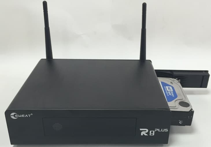 Производство ТВ-приставки Eweat R9 Plus начнется летом