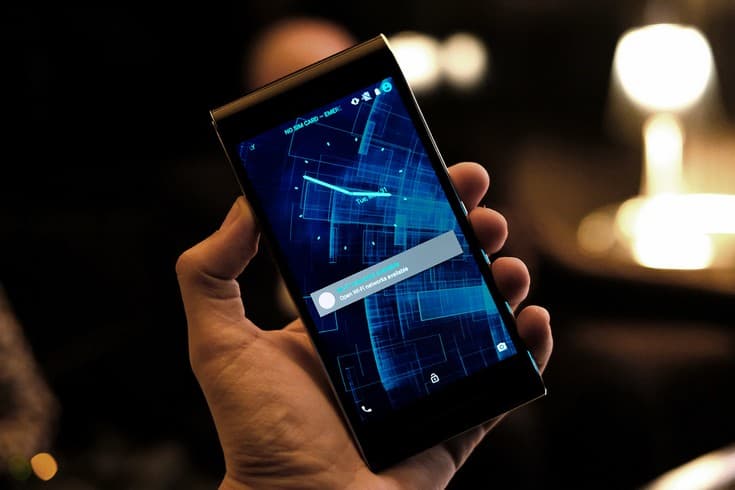 Смартфон Sirin Labs Solarin обойдется дороже многих бюджетных авто