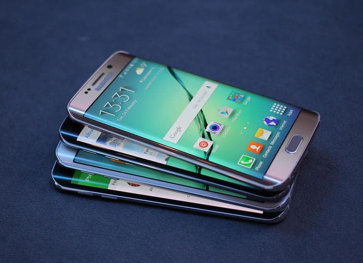 Китайские производители наращивают производство панелей AMOLED