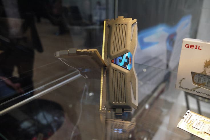 Конструкция Defiant позволяет заменять переключатели