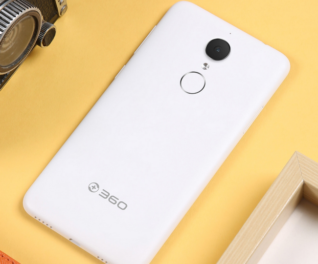 Смартфон QiKU 360 N4 получил SoC Helio X20 и 4 ГБ оперативной памяти при цене $138