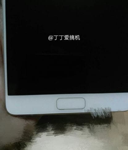 Опубликованы новые фотографии смартфона Zuk Edge