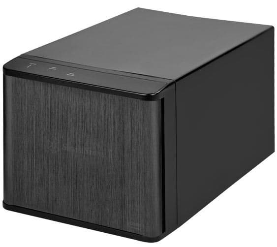 Цена SilverStone DS231U-С примерно равна 124 евро